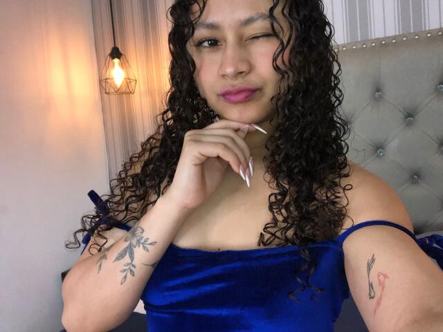 SofiaPassionne - Live sex cam - 27820100