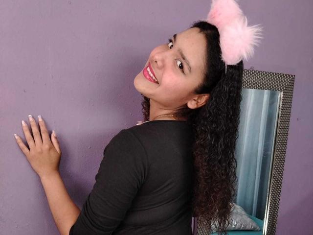 AriaVega - сексуальная веб-камера в реальном времени - 27820208