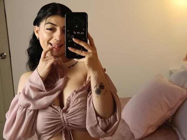 AnntonellaWatson - Live porn &amp; sex cam - 27820304