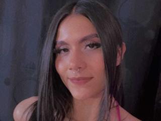 SweetLettiy - Live sex cam - 27820367