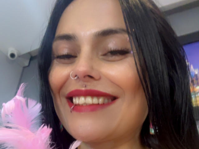 CharlotteCrofort - Live sex cam - 27822476