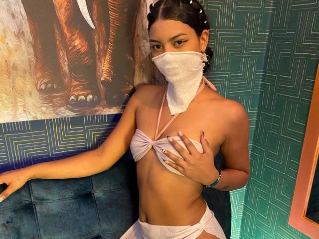 LalilaBrunette - Live porn &amp; sex cam - 27822884