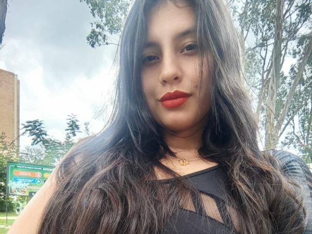 MadissonFontaine - Live Sex Cam - 27824105