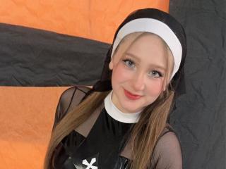 CuteIrinaX - Live porn &amp; sex cam - 27824309