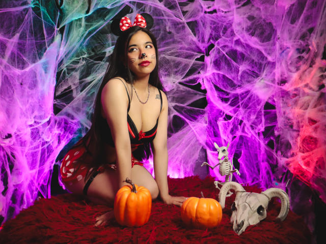 AbbiieMonroe - Porno na żywo i seks kamera - 27825173