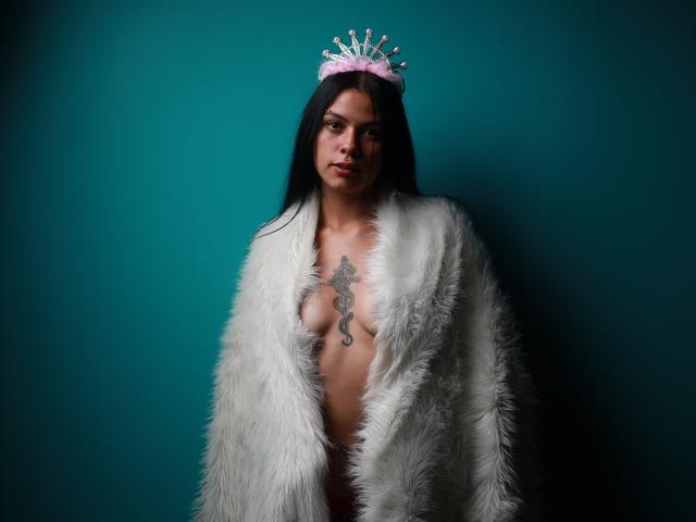 KikiVelvet - сексуальная веб-камера в реальном времени - 27825314