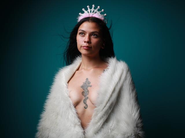 KikiVelvet - Sexe cam en vivo - 27825326