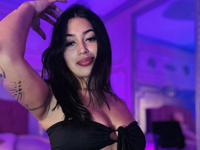 KatianPierce - Live porn &amp; sex cam - 27825479