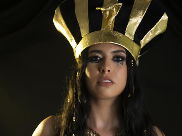 MiluSky - Live sex cam - 27826280