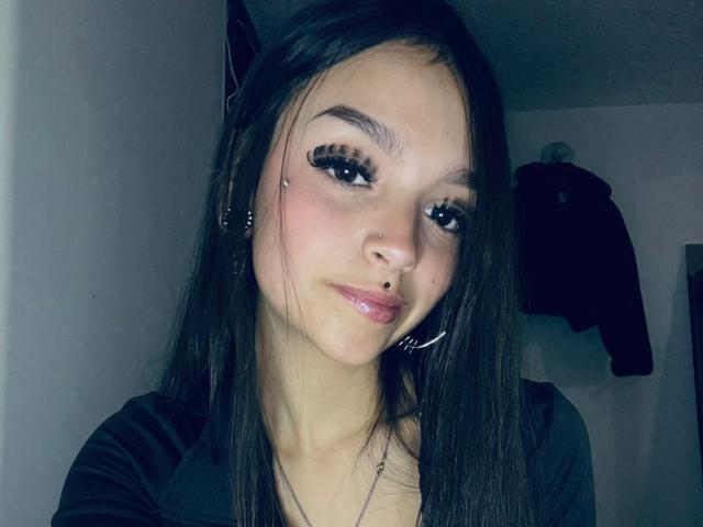 MarietteJones - Live porn &amp; sex cam - 27826286