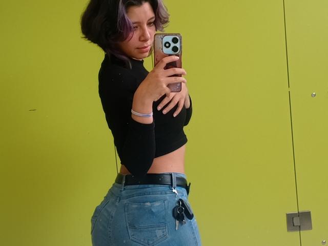 AluDamn - Live porn &amp; sex cam - 27827957