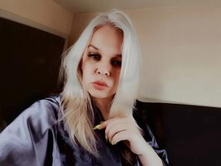 LeilaBlossom - Sexe cam en vivo - 27828305