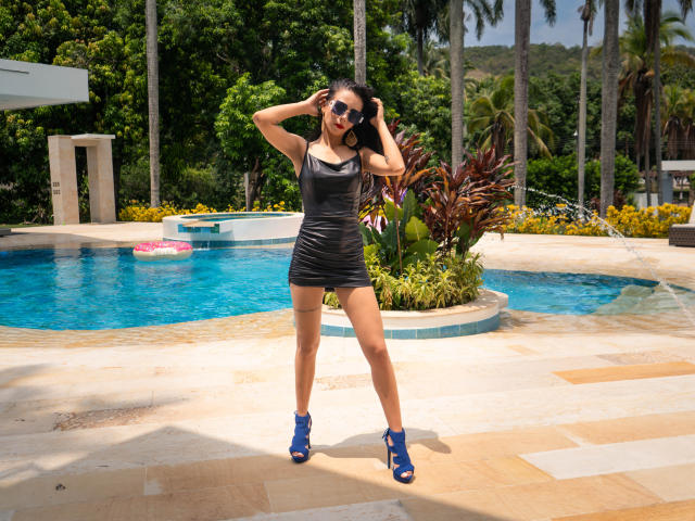 EvelinLuna - сексуальная веб-камера в реальном времени - 27830174