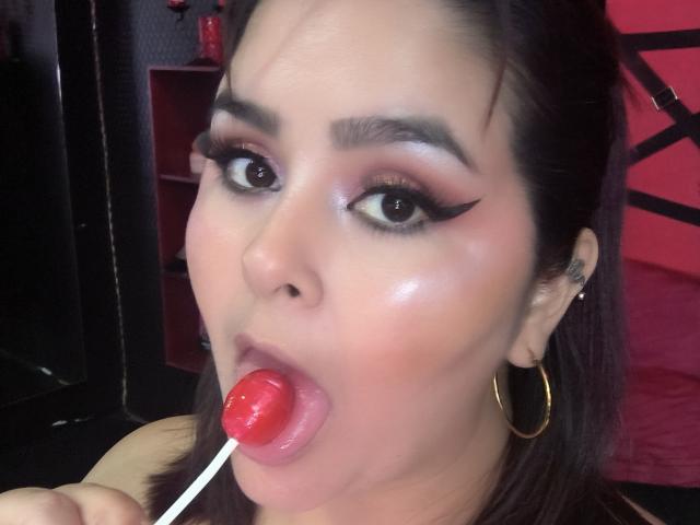 FlaviaSaenz - Live porn &amp; sex cam - 27830369