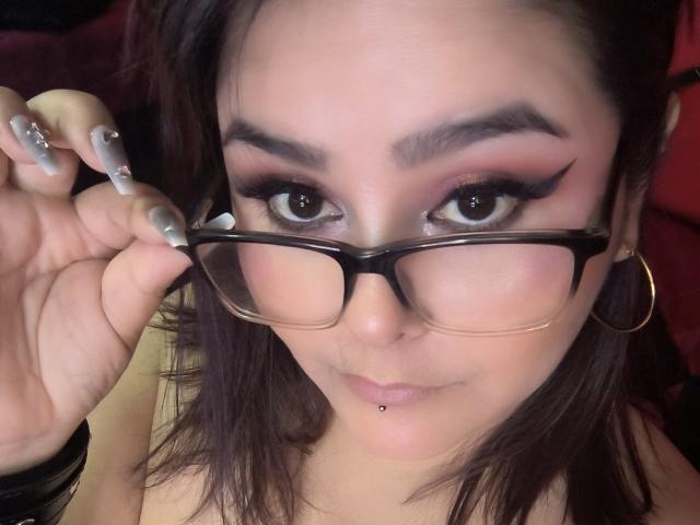 FlaviaSaenz - Live porn &amp; sex cam - 27830378