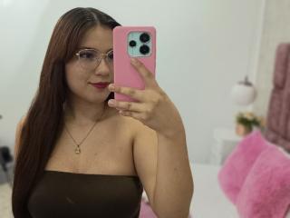 CelesteDash - פורנו בשידור חי ומצלמת סקס - 27830765