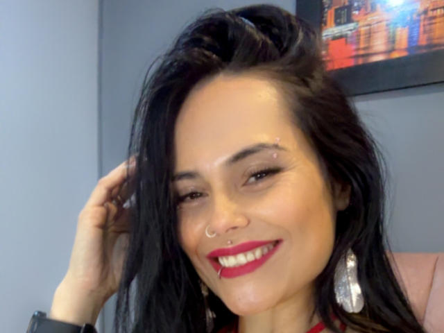 CharlotteCrofort - Live porn &amp; sex cam - 27831890