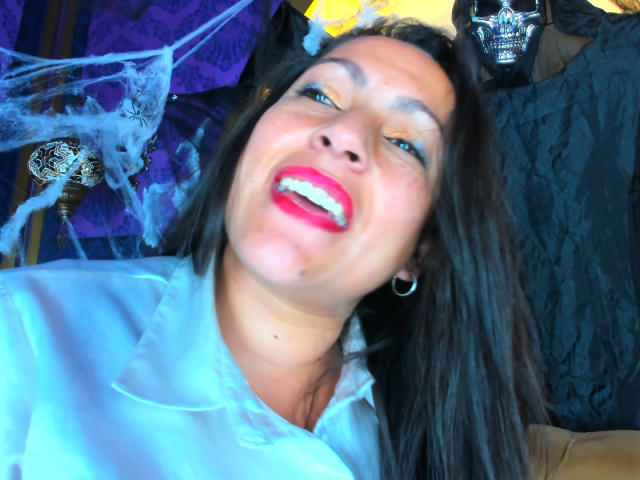 ScarlettBarness - Live porn &amp; sex cam - 27831962