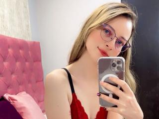 AmbeerWood - Live porn &amp; sex cam - 27833252