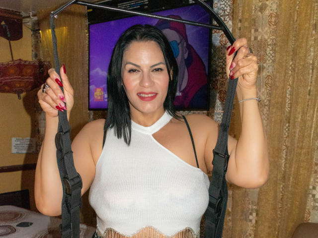 LizaRussell - Live Sex Cam - 27833381