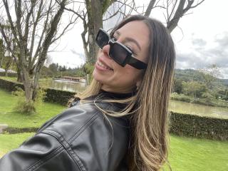 JennyLawry - Live porn &amp; sex cam - 27833900