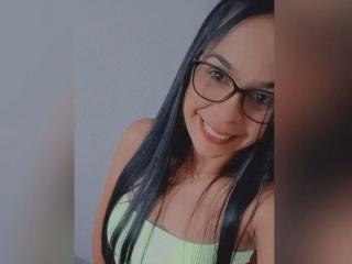 YisethLucia - Live porn &amp; sex cam - 27834572