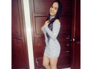 YisethLucia - Live porn &amp; sex cam - 27834575