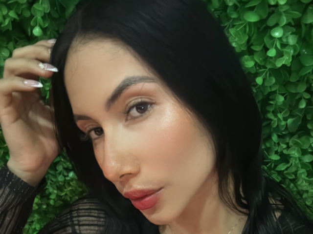 ArianaRogers - Live porn &amp; sex cam - 27834953