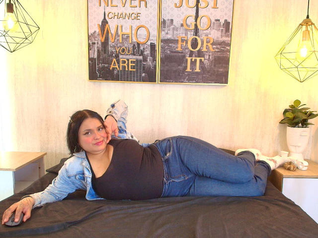 Blueeskyy - Live porn &amp; sex cam - 27835205