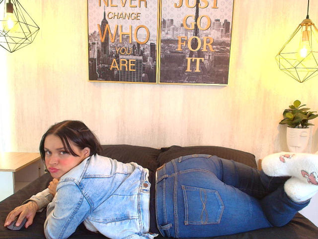 Blueeskyy - Live porn &amp; sex cam - 27835211