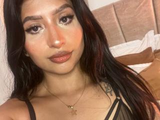 ZarayWhitmore - Live sex cam - 27835433