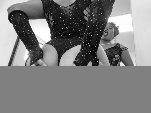 SophieSonyas - Live sex cam - 27837668