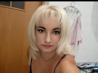 MiLaHottiest - Live porn &amp; sex cam - 27838559