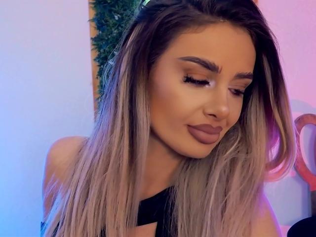 RheaI - Live sex cam - 27839141