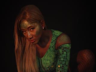 NahomyHawk - Live porn &amp; sex cam - 27840956