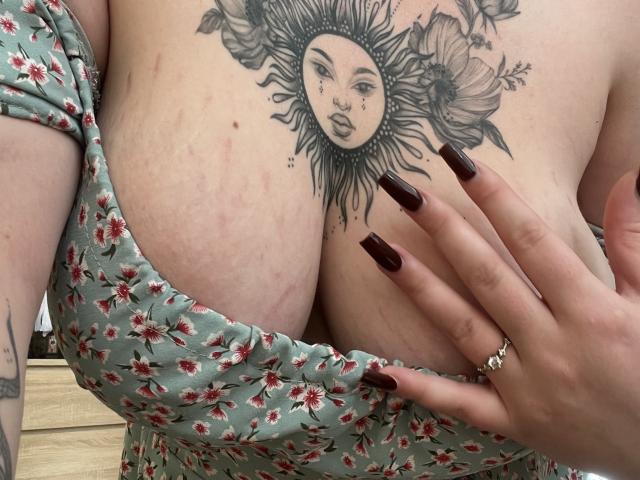 DiLaria - Live porn &amp; sex cam - 27842117