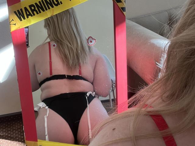 DiLaria - Live porn &amp; sex cam - 27842333