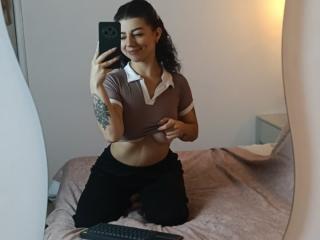 AnntonellaWatson - Live sex cam - 27843257