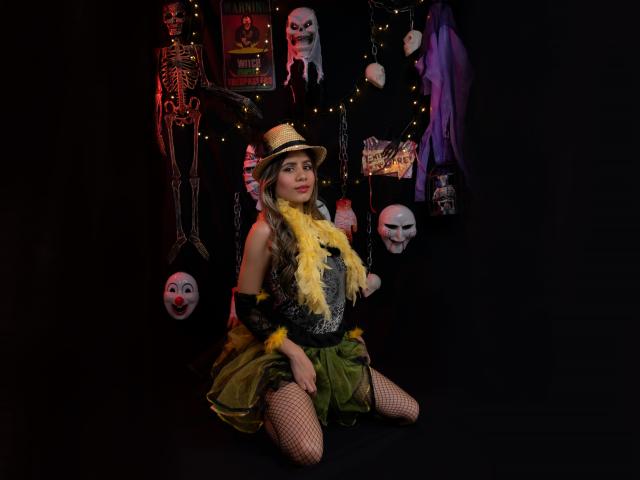 SheylaSpooner - Live sex cam - 27843620