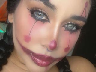 LianaAndAsaff - Live sex cam - 27845663