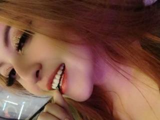 EmaRedFire - Live sex cam - 27846044