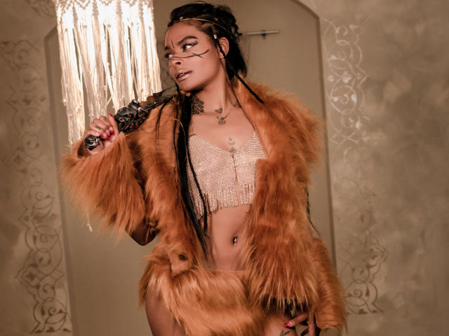 EmmaEbony - פורנו בשידור חי ומצלמת סקס - 27846983