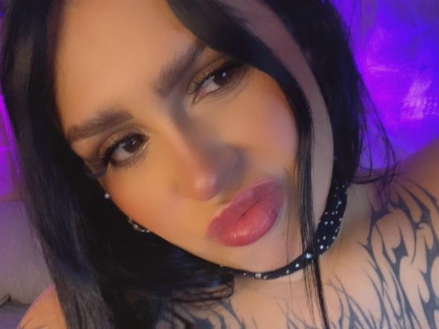 EmmaMyles - Live porn &amp; sex cam - 27847079