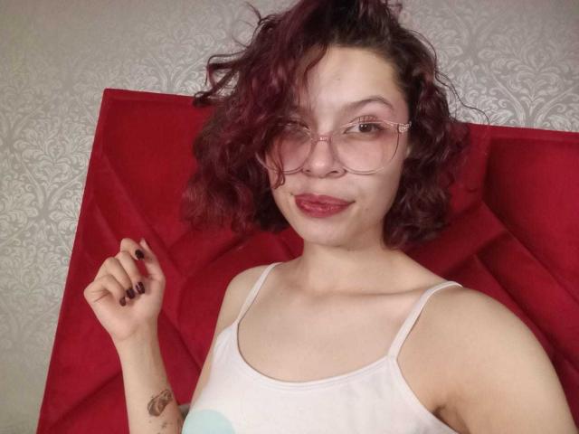 SophieBlake - Live porn &amp; sex cam - 27850505