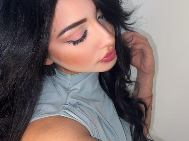 LillyTaylor - Live sex cam - 27850865