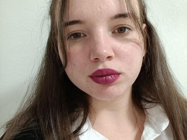 Yulianiya - Élő pornó és szexkamera - 27852959