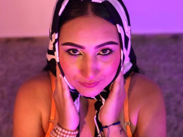 HiilaryDolce - Live sex cam - 27854126