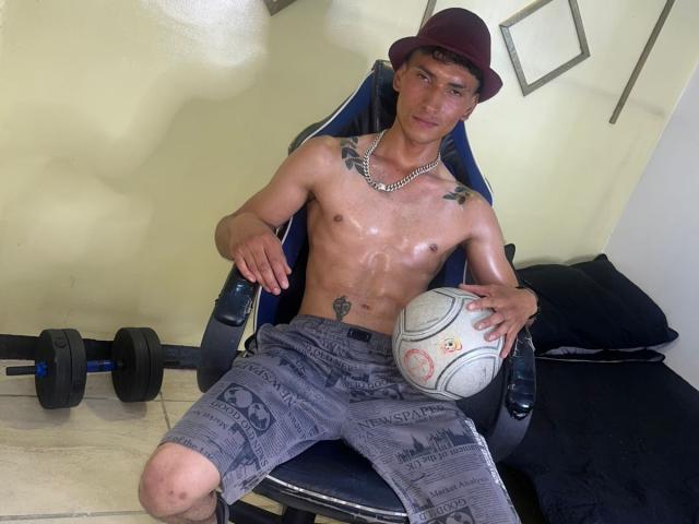 SavageLoverr - Sexe cam en vivo - 27855140