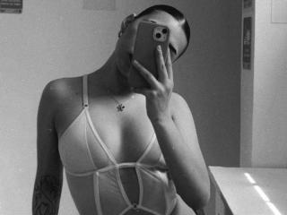 SienaReign - Live porn &amp; sex cam - 27855224