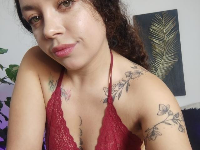 RubbyStrongX - Live sex cam - 27856844